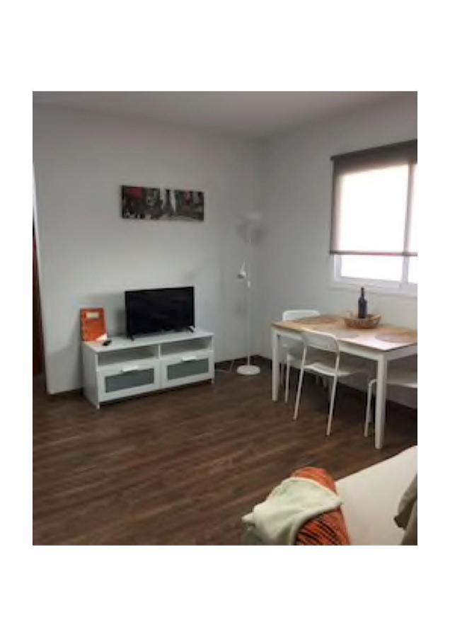 Apartamentos Cerca Del Aeropuerto อินเกนิโอ ภายนอก รูปภาพ