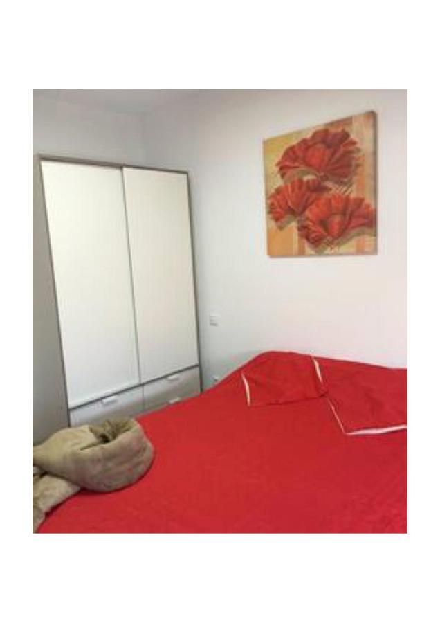 Apartamentos Cerca Del Aeropuerto อินเกนิโอ ภายนอก รูปภาพ